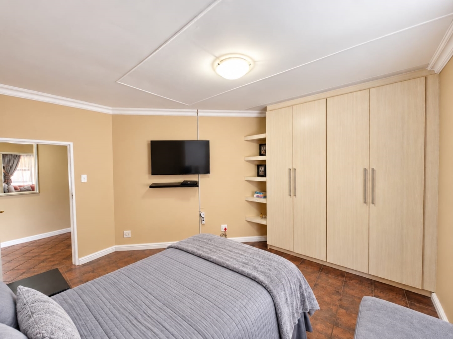 4 Bedroom Property for Sale in Kathu Northern Cape